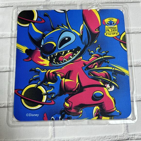 Disney Stitch Headset with Microphone and Mouse Pad Tech Bundle *Missing USB* - Picture 4 of 8